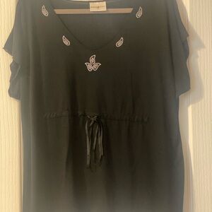 Avenue Black Tunic with Embellishments (Size:14/16)